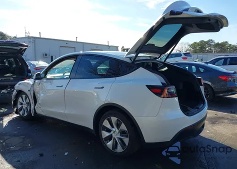 2021 Tesla Model Y Long Range Dual Motor All-Wheel Drive from USA, damaged, VIN 5YJYGDEE7MF232547